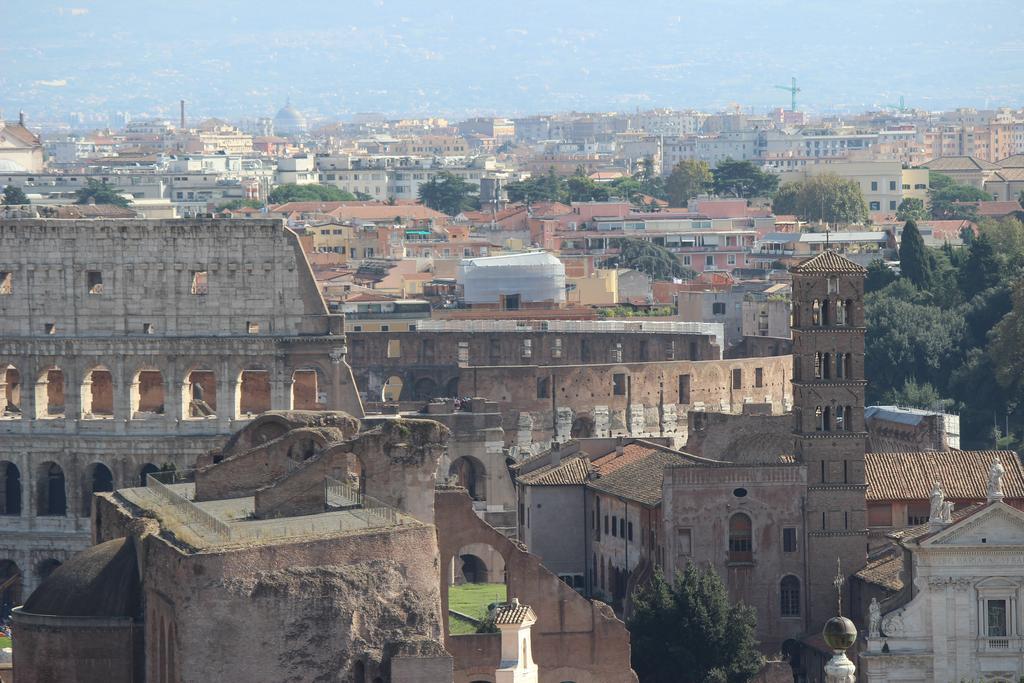 Salandra Roma Suite エクステリア 写真