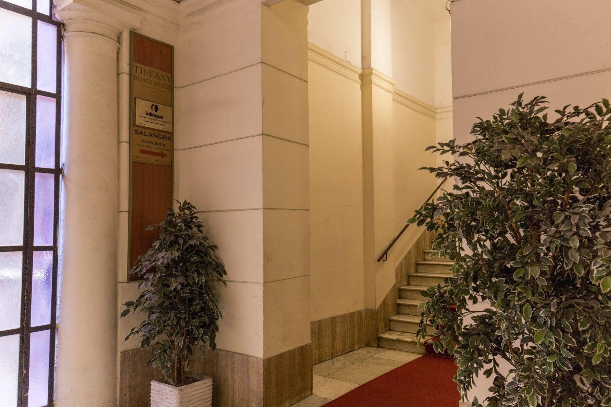 Salandra Roma Suite エクステリア 写真