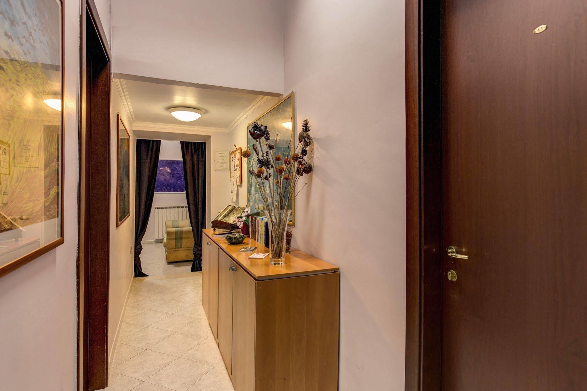 Salandra Roma Suite エクステリア 写真
